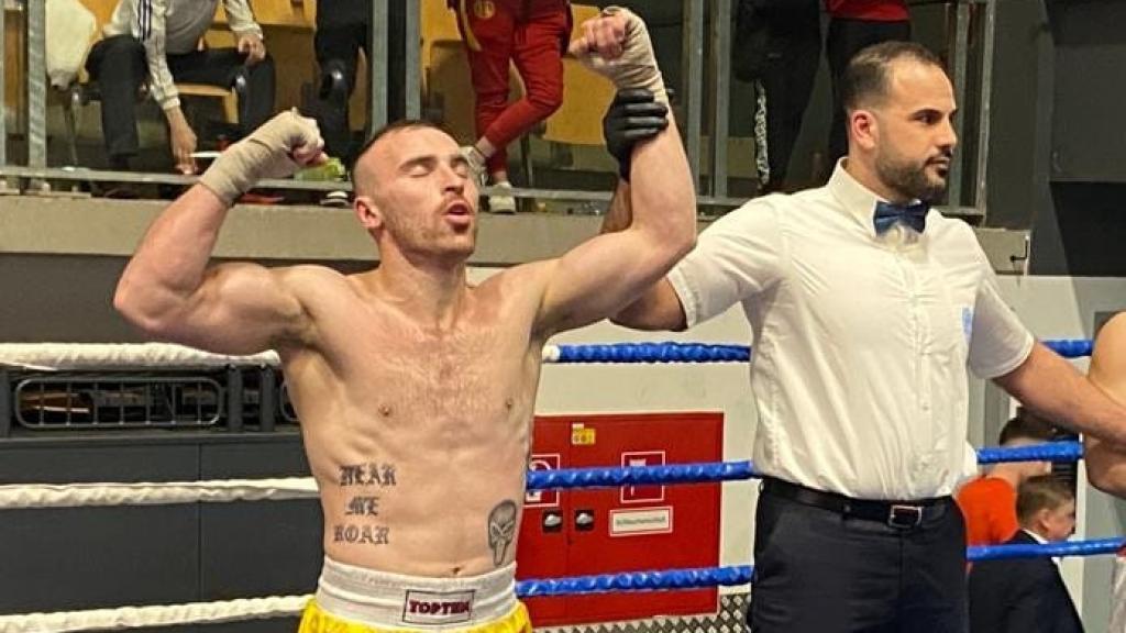 Jaime Lizana celebrando una de sus victorias.