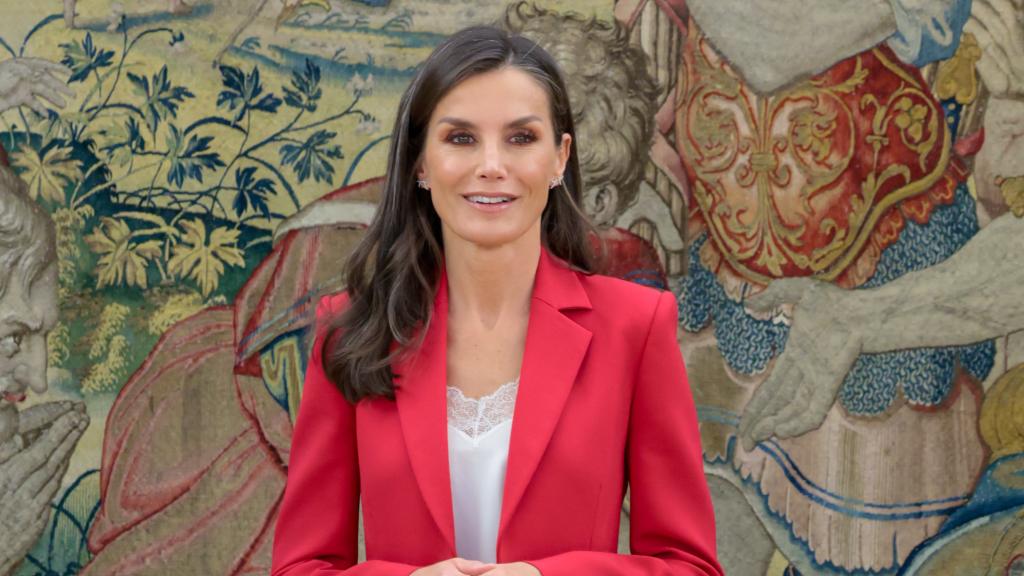 La reina Letizia en el Salón Magnolia de Zarzuela.