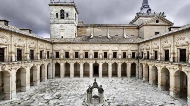 Patio del Monasterio de Uclés.