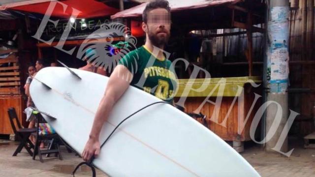 El opositor a policía municipal de Torrelodones que aseguró haber cambiado de género.