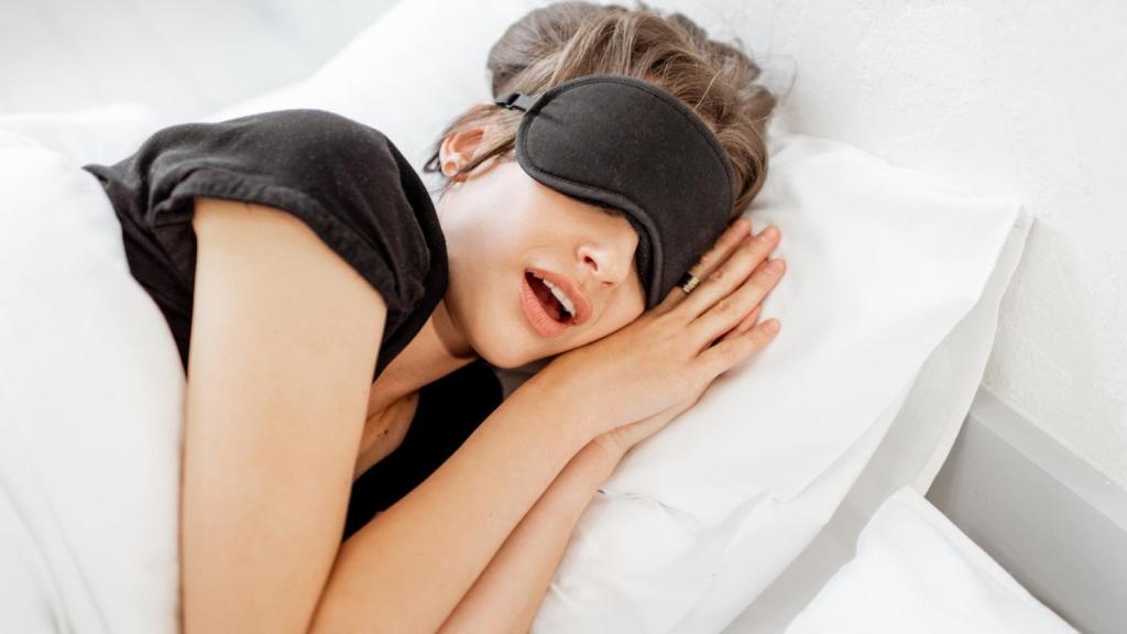 Mujer durmiendo.