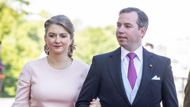 Guillermo y Stéphanie de Luxemburgo en el Día Nacional de Luxemburgo, en junio de 2019.