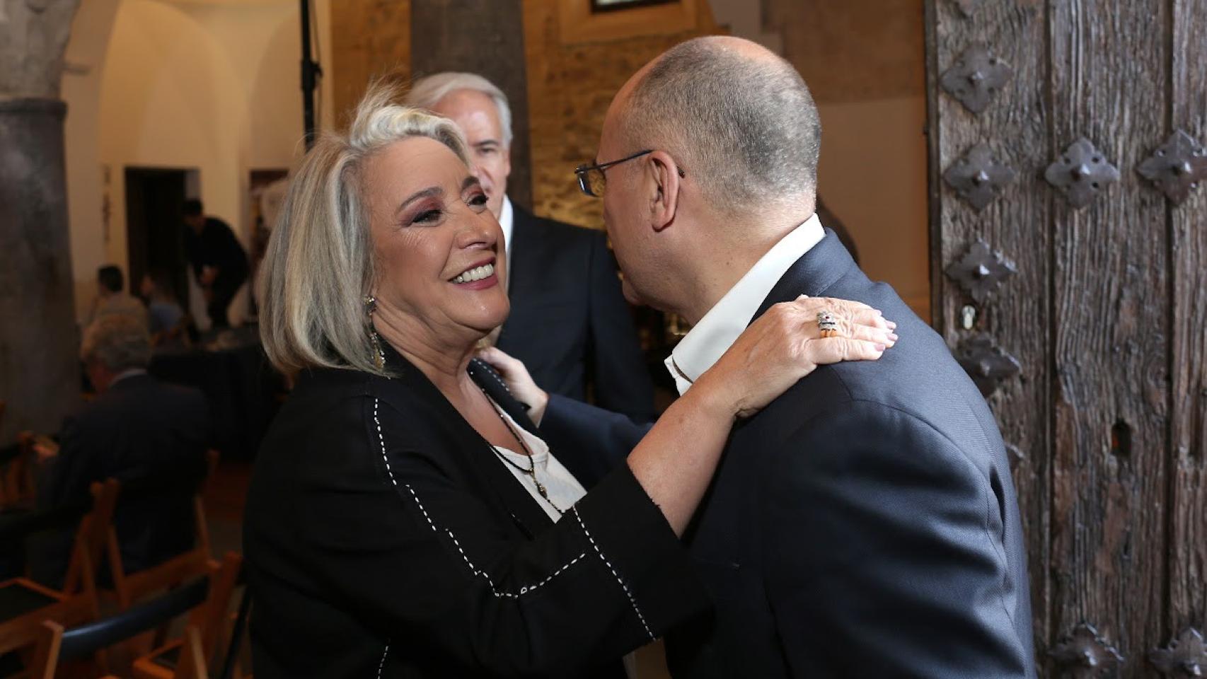 Esther Esteban y Carlos Barrasa en su llegada al foro