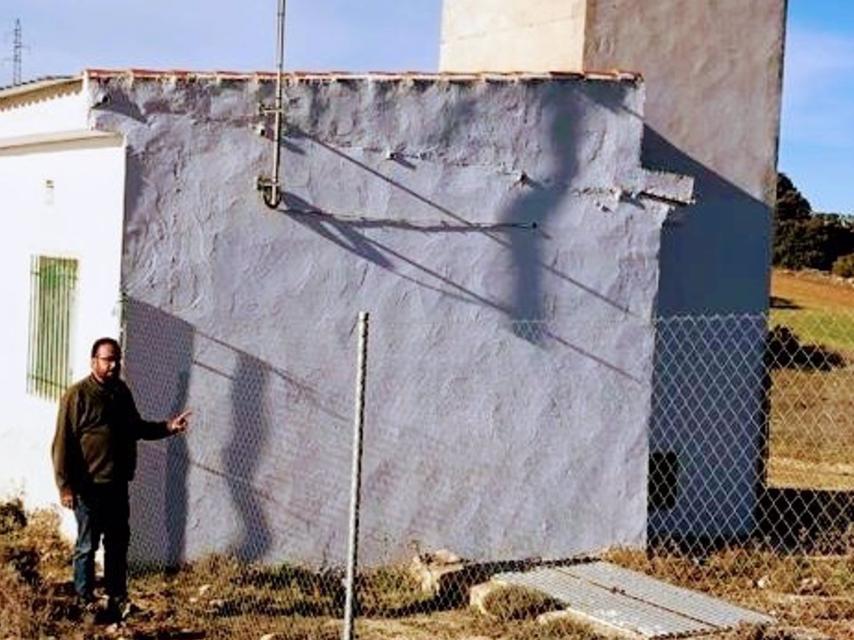 Uno de los pozos de agua que abastece a Villarejo de Fuentes.
