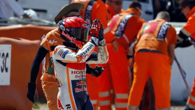 Marc Márquez tras su caída en el GP de Portugal