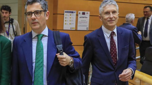 El ministro Fernando-Grande Marlaska junto a Félix Bolaños.