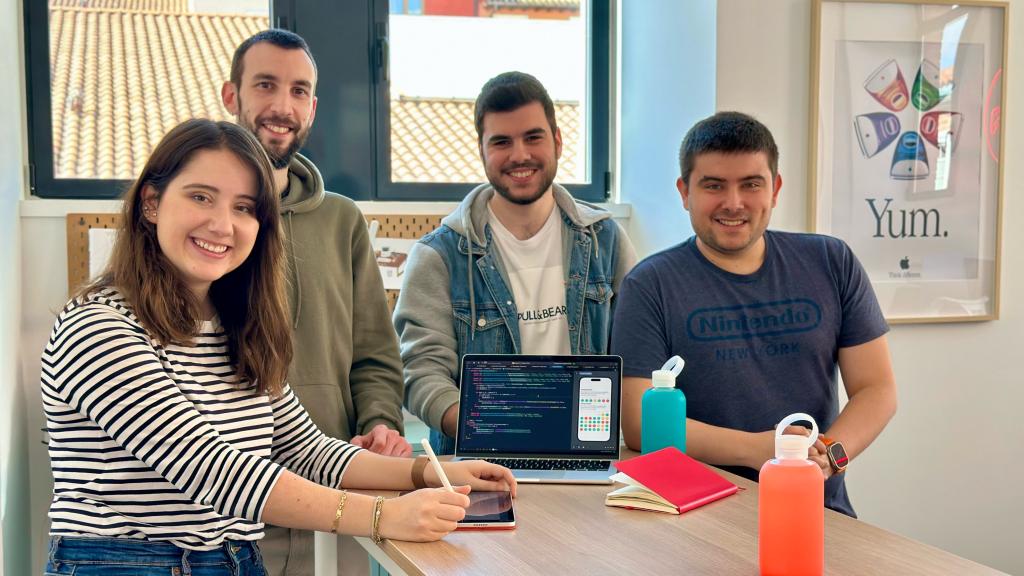 (Izq-der) Patricia Bedoya, Javier Menoyo, Agustín Barruti y Asier G. Morato.