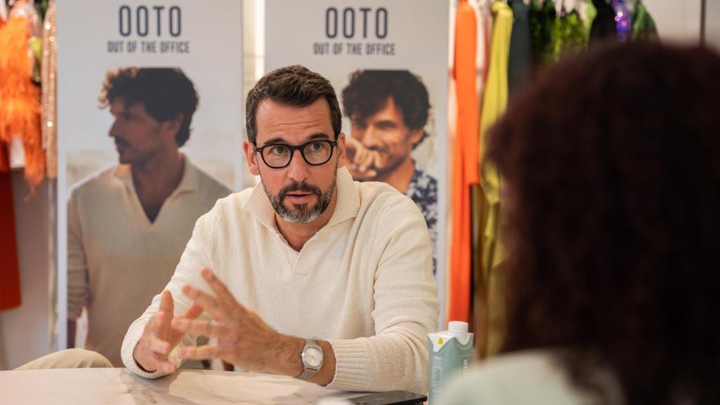 Alex Miralles en la presentación de la nueva colección de OOTO