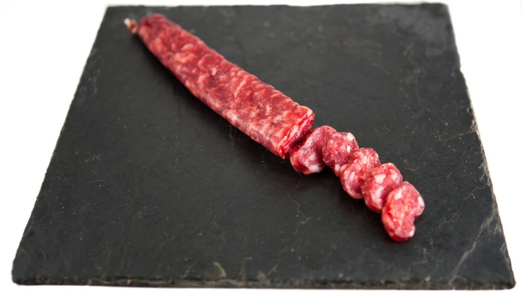 La secallona curada extra natural, el embutido favorito de Georgina, cuya pieza de 150 gramos vale 3,35 euros.