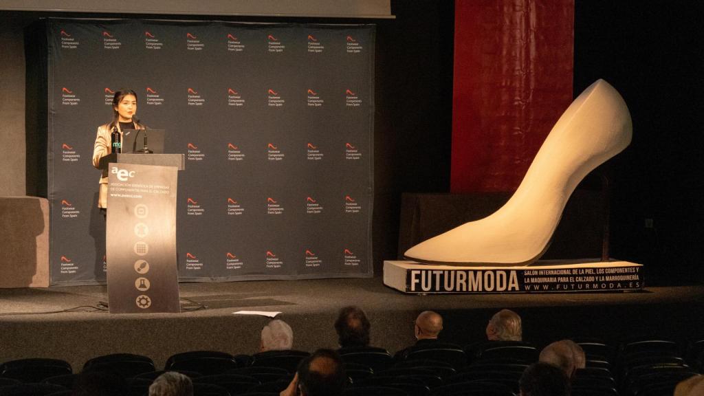 Un momento de la presentación de este martes en Elche.