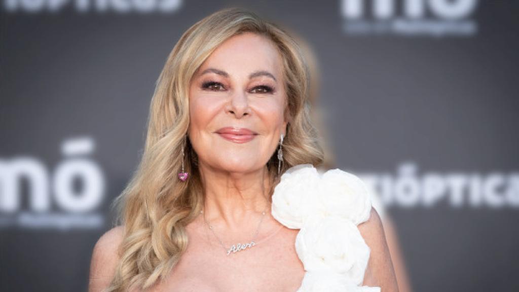 La actriz Ana Obregón, que acaba de ser madre en Miami por gestación subrogada a los 68 años.