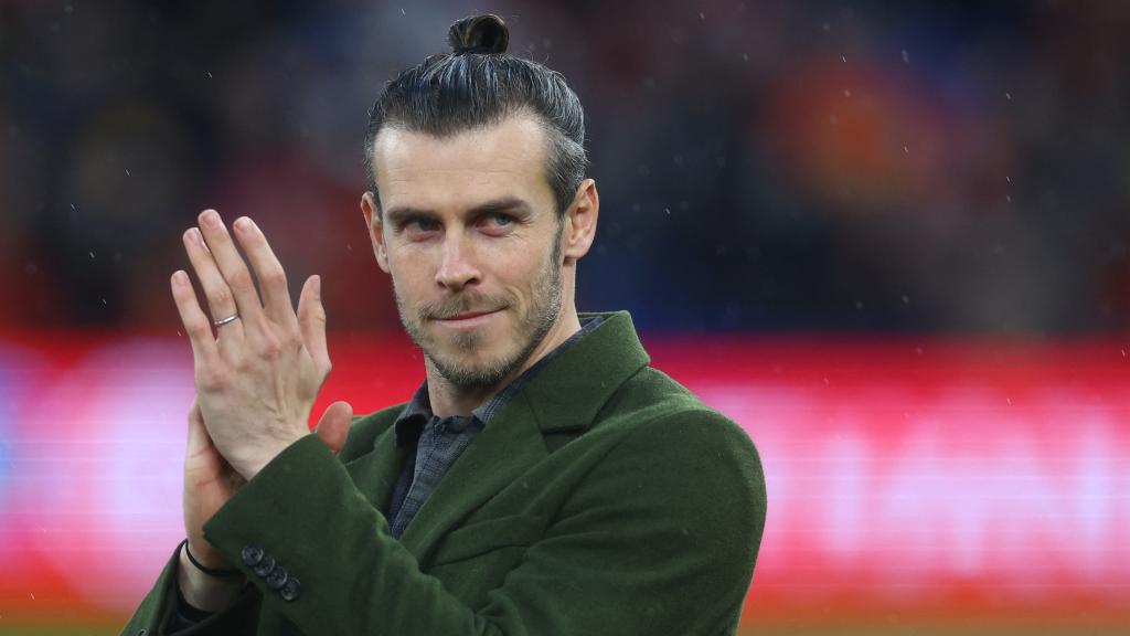 Gareth Bale, aplaudiendo en su homenaje.