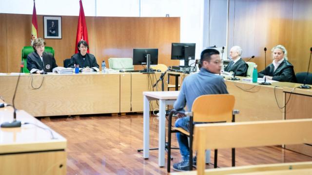 J.C.L.C, condenado por dejar tuerto a un sanitario, durante el juicio en la Audiencia Provincial de Madrid, el pasado 27 de febrero.