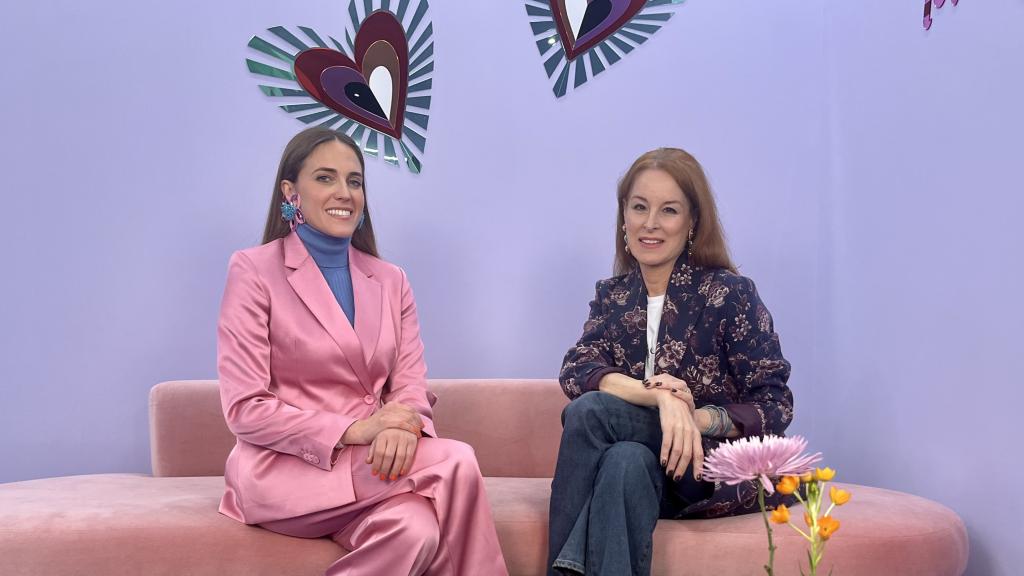 Laura Pérez Vega, Fundadora y Directora Creativa de Lausett, junto a Gloria Lomana.