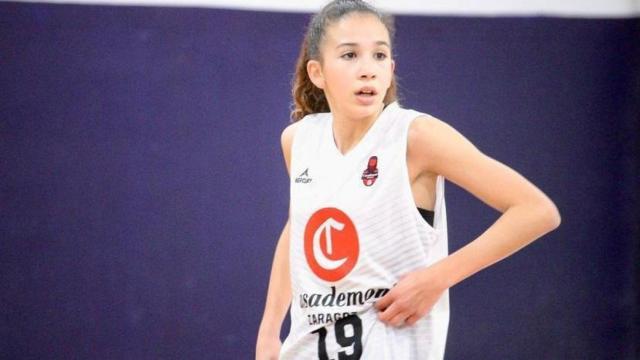 Cloe, con la camiseta del Casademont Zaragoza en un partido de esta temporada.