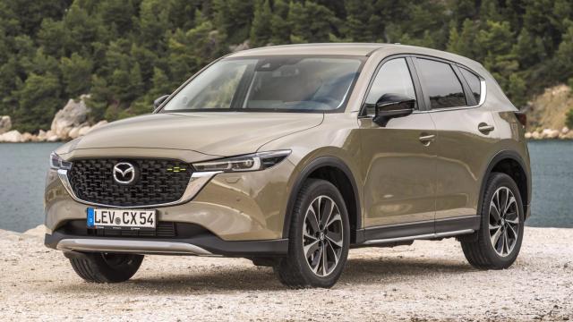 El Mazda CX-5 dispone de tres nuevos acabados: Newground, Homura y Takumi.