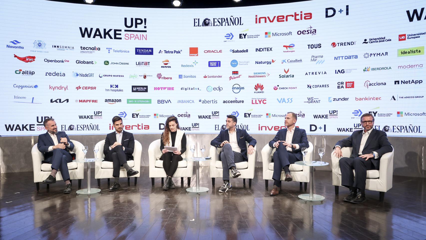Alfredo Díez Fernández (Cipherbit-Grupo Oesía), Javier Mira Miró (Facephi), Ramsés Gallego (Isaca), Carlos Manchado (Microsoft), Raúl Guillén (Trend Micro Iberia) y Sandra Viñas, redactora de D+I - EL ESPAÑOL.