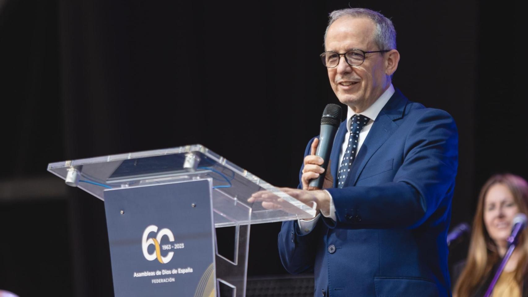 El pastor Juan Carlos Escobar
