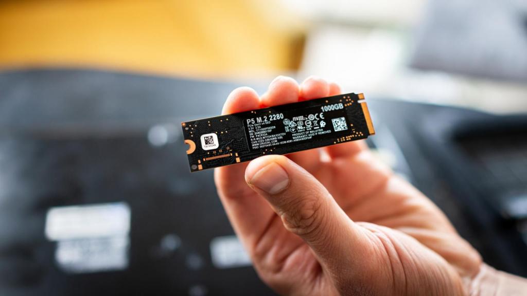 SSD con chip Micron bajo la marca Crucial.