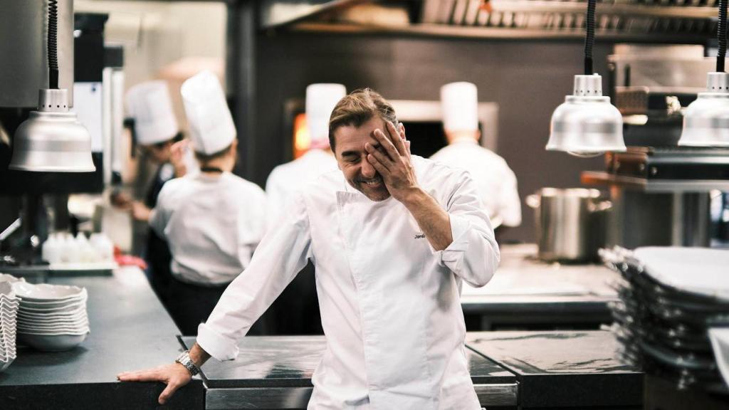 Jordi Roca en las cocinas de Celler de Can Roca.