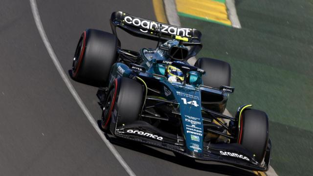 Fernando Alonso durante los libres del Gran Premio de Australia