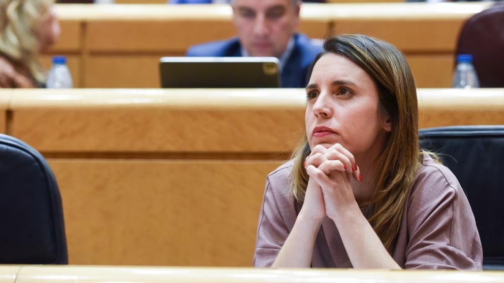 La ministra de Igualdad, Irene Montero, durante la sesión de control al Gobierno en el Senado.