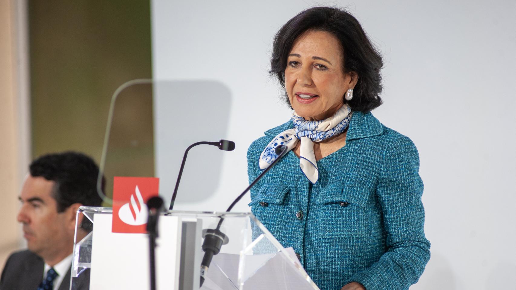 Ana Botín, presidenta de Santander, durante la última junta general de accionistas del banco.