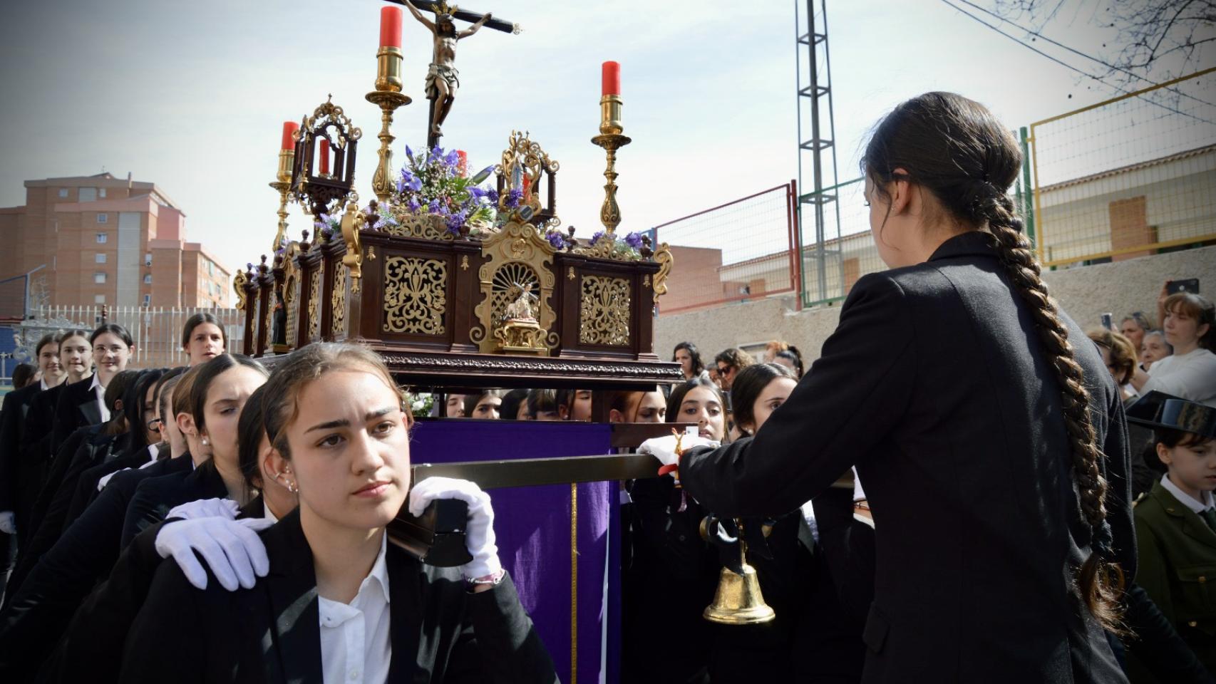 En imágenes | Así ha sido la procesión escolar de El Divino Pastor de Málaga
