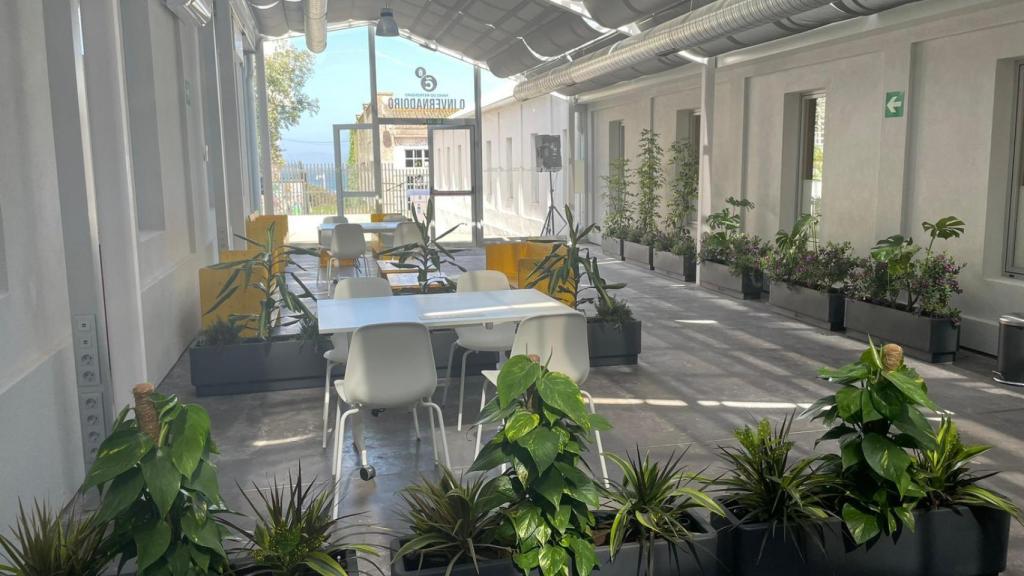 Interior de las naves del Metrosidero en A Coruña.