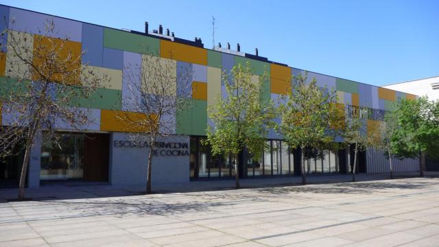 Plaza de la Siega, donde se encuentra la Escuela Internacional de Cocina