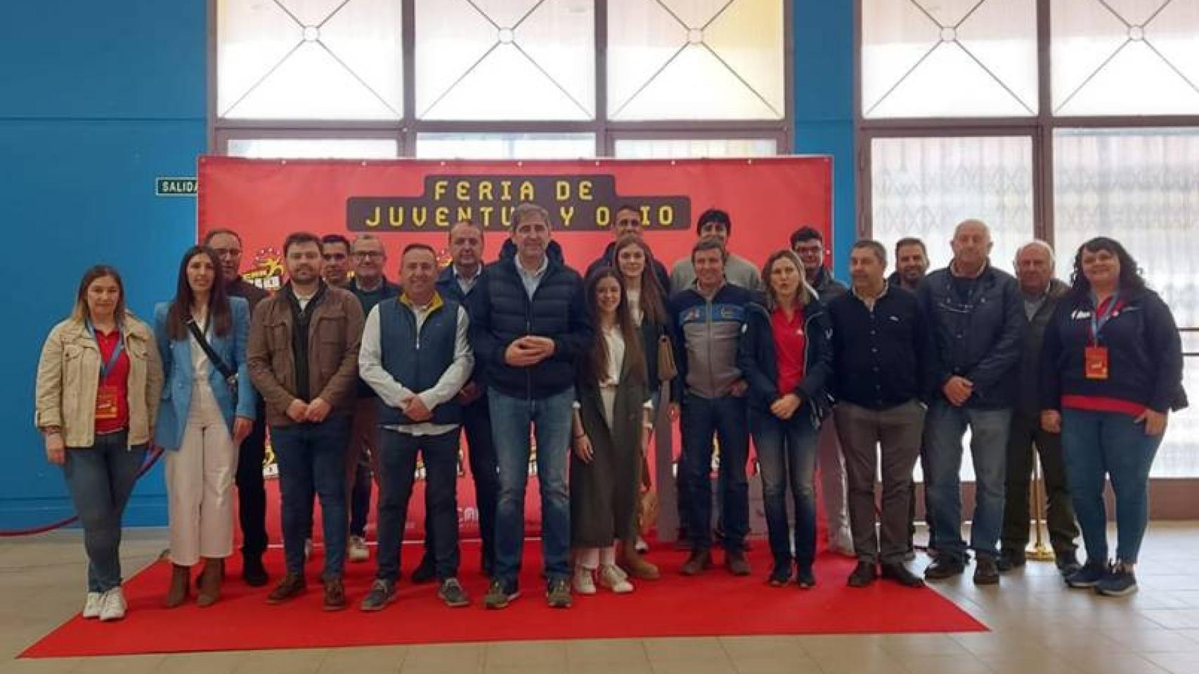 Inauguración de la feria de ocio y juventud ÍscarOcio