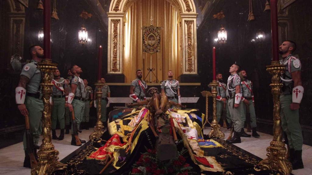 Una guardia de honor de La Legión.