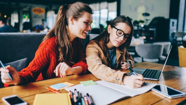 La experiencia de las ganadoras de las 'Becas Real Changers':  un acicate para el talento femenino