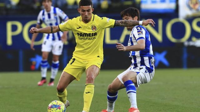 Yeremi Pino, con el balón.