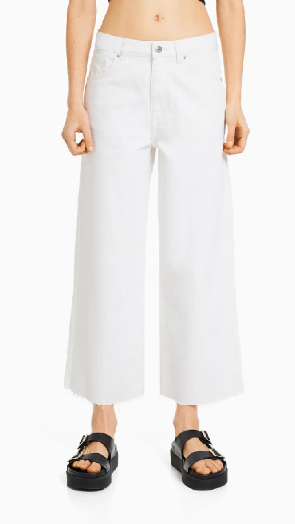 Jeans cropped de Bershka