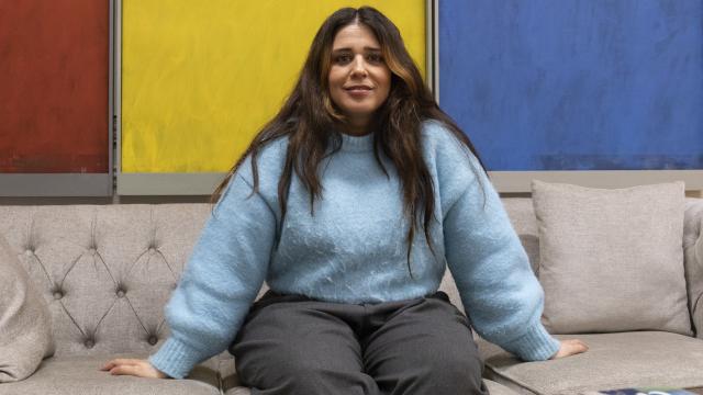 la ilustradora María Herreros en la redacción de magasIN.