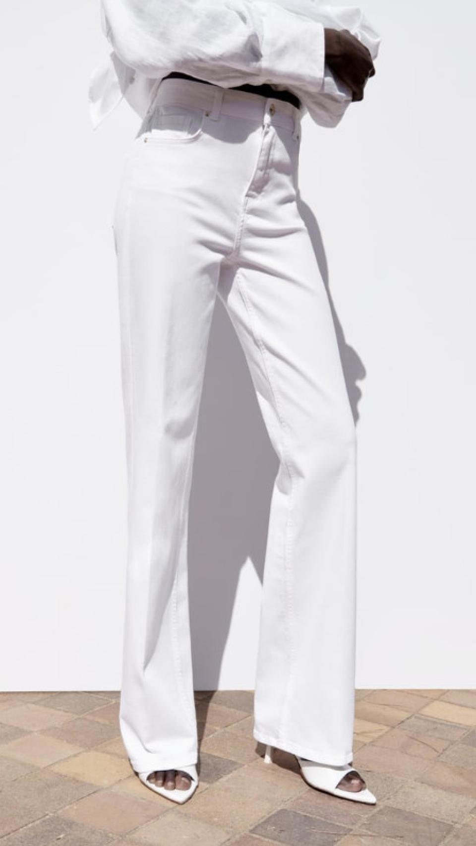 Jeans flare de Zara