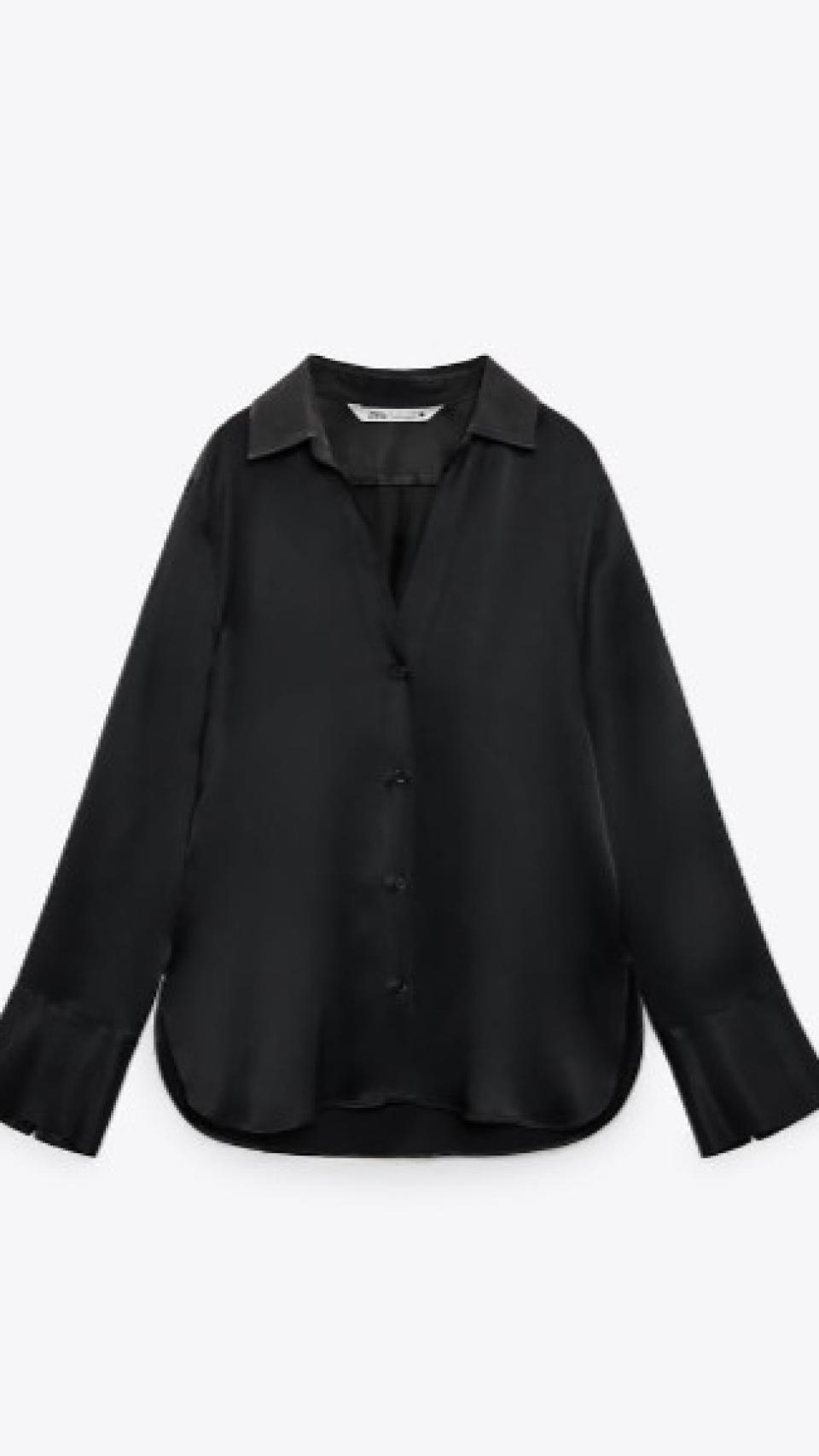 Blusa satinada de Zara