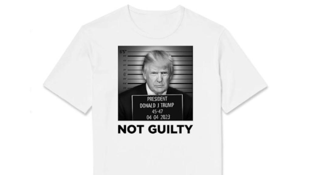 Captura del mensaje enviado por la candidatura de Donald Trump a sus registrados.