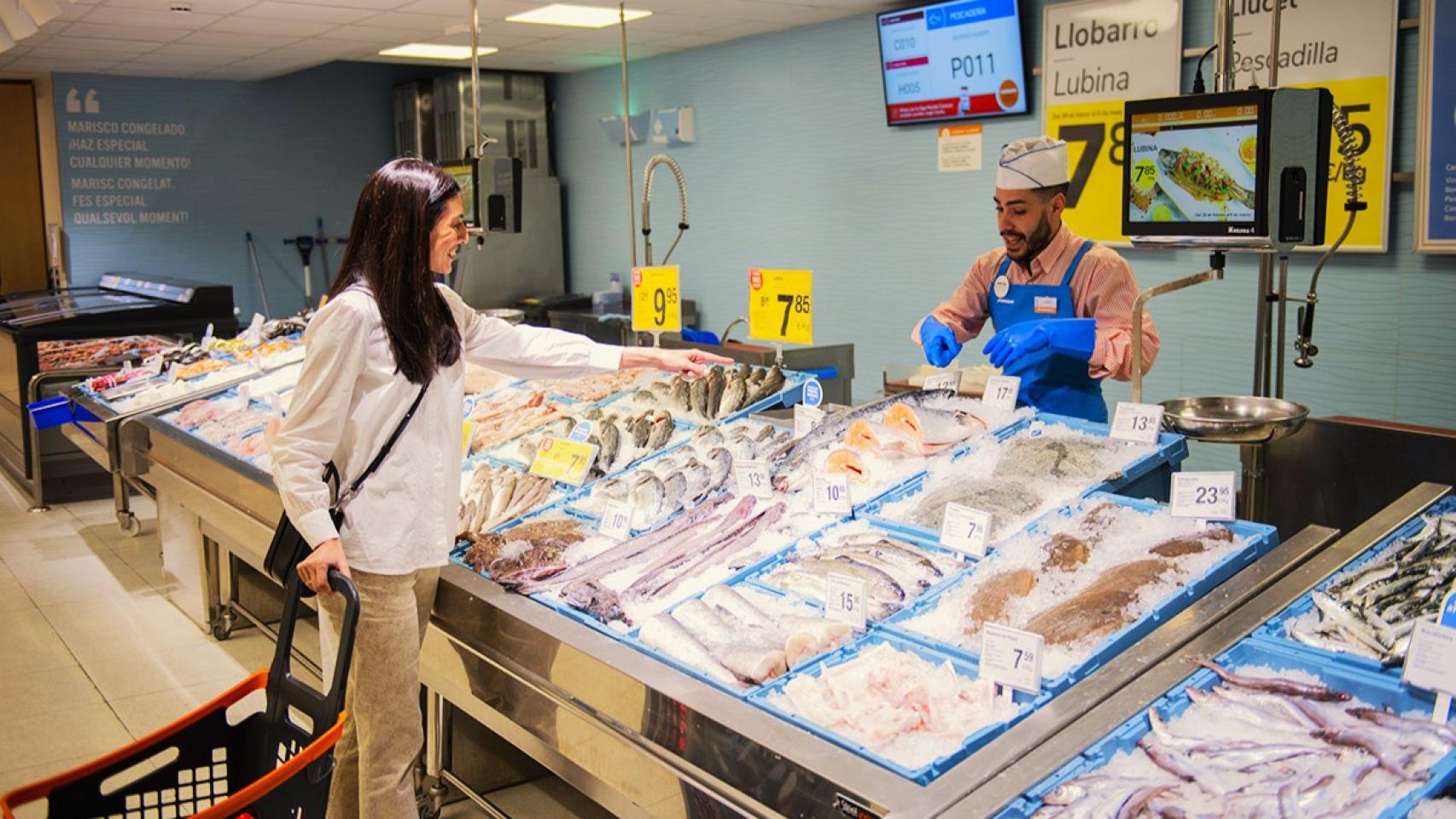 La oferta de Consum se dirige a tareas operativas en los supermercados y centros logísticos.