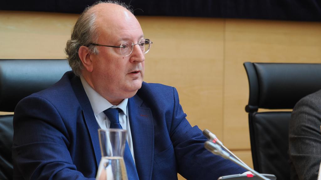 El presidente del CES, Enrique Cabero, durante su comparecencia de este martes en las Cortes.