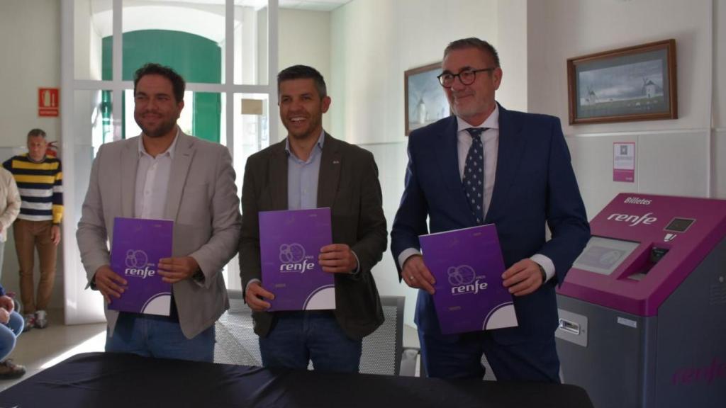 Junta, Renfe y Criptana unen fuerzas para la reapertura de la estación del 'Tren de Los Molinos' el 29 de abril