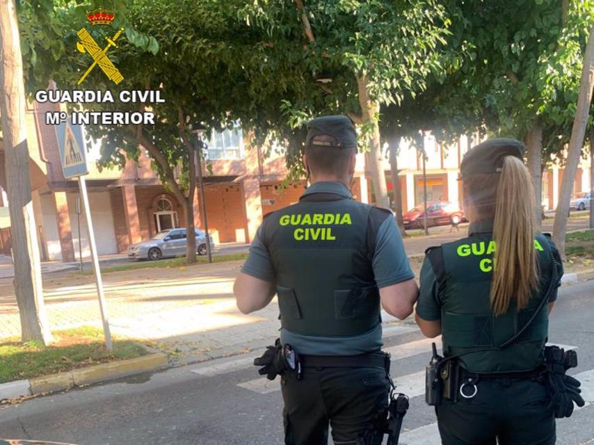Agentes de la Guardia Civil.