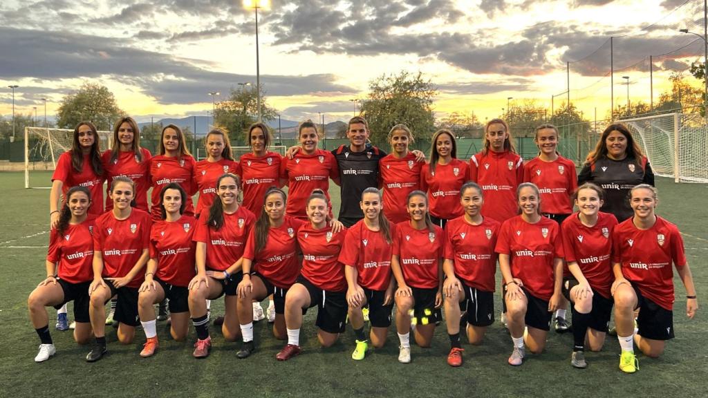 Equipo femenino del UD Logroñés.