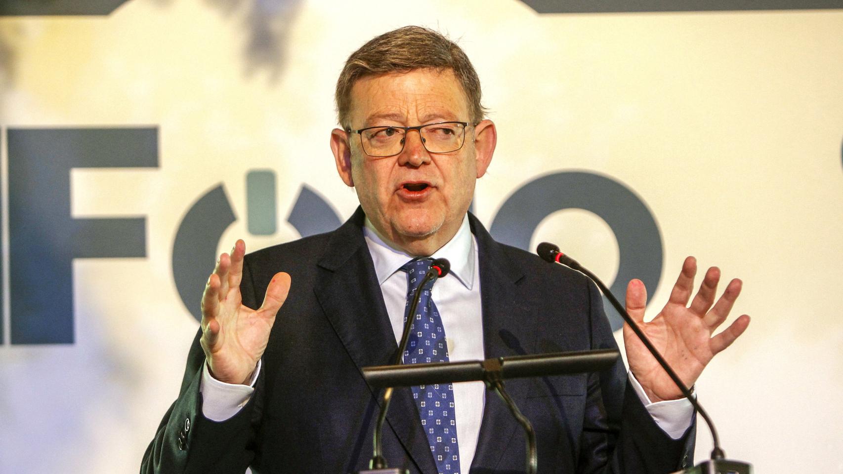 Ximo Puig anuncia en el Foro Alicante la llegada de rodajes en mayo a Ciudad de la Luz.
