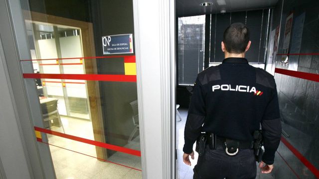 Imagen de archivo de un agente de la Policía Nacional.