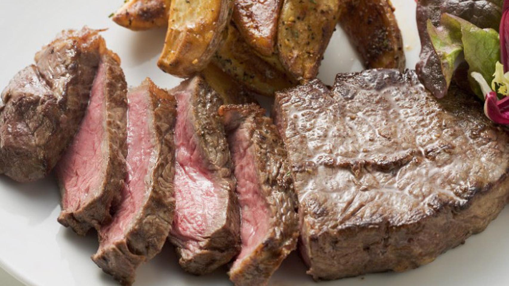 Carne con patatas.
