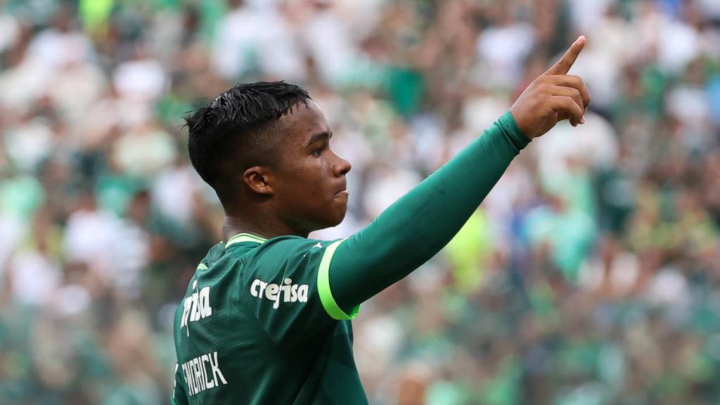 Endrick celebra un gol con el Palmeiras