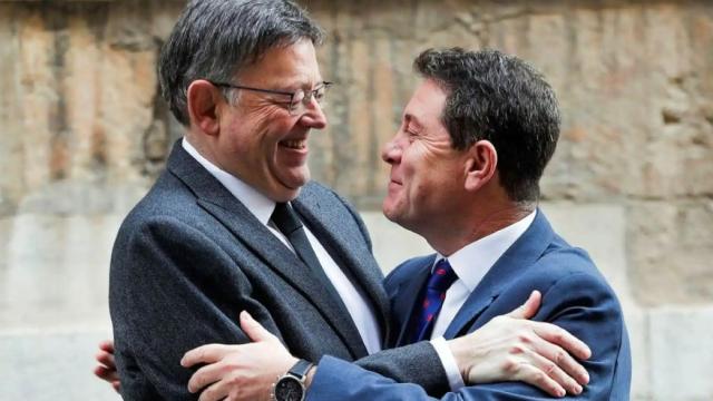 Ximo Puig y Emiliano García Page, en una imagen de archivo. Foto: Efe / Manuel Bruque.