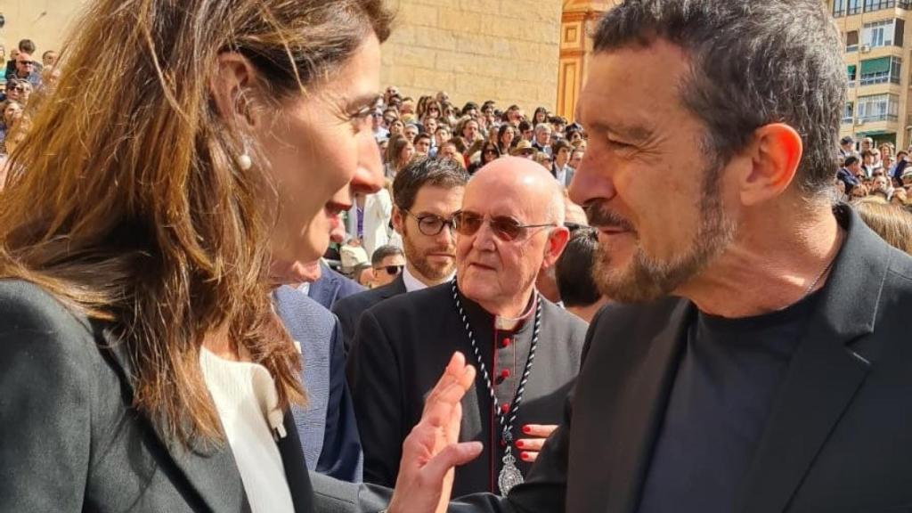 Pilar Llop y Antonio Banderas.